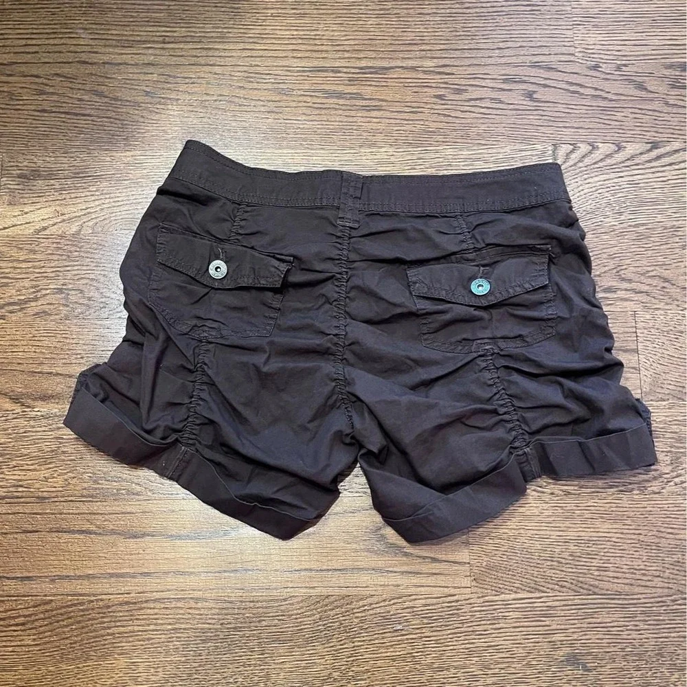 y2k brown ruched low rise cargo shorts size 7